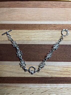 925  Silver Celtic Claddagh  and Knot  toggle bracelet 7.5” weighs 9.77 grams